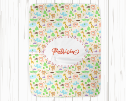 Pătură personalizată cu nume si decor, fetițe, 100x150cm, Cadou nou-nascuți, Pătură pătuț, Animăluțe junglă